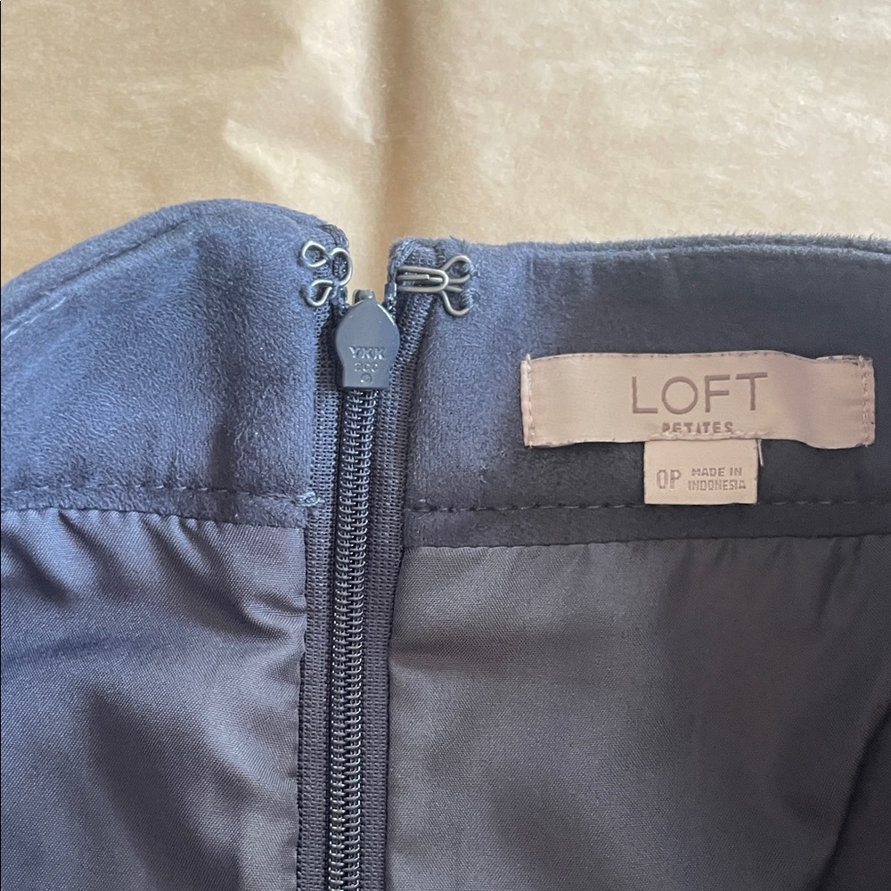 Loft Navy Blue Faux Suede Women's Skirt, 0p - Picture 5 of 7